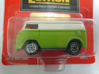 T1 Bus Bully Bulli Johnny Lightning '60s VW Van Modell USA 100% Schleswig-Holstein - Hoisdorf  Vorschau