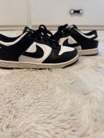 Nike Dunk Low Pandas. Größe 33,5 Hessen - Kassel Vorschau