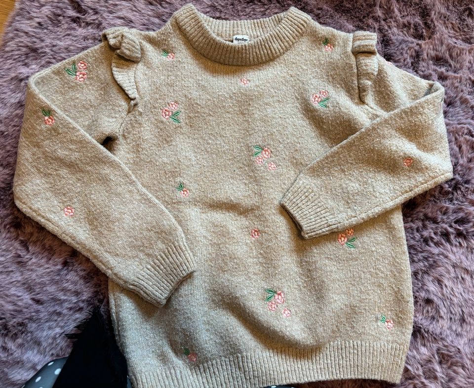 Pullover Set in Nittel