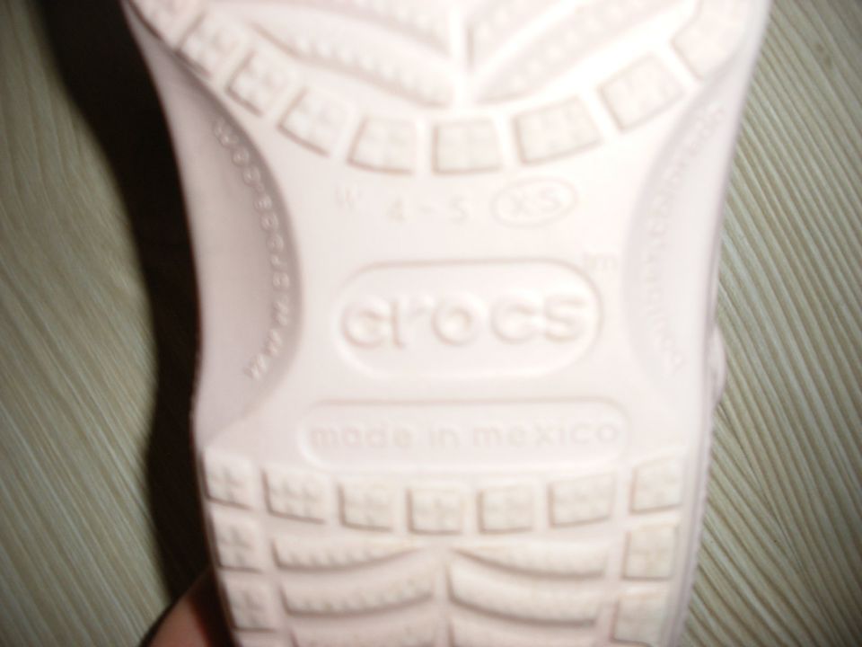 Crocs W 4 - 5 / XS / Gr. 34 - 35 in rosa in Hausen