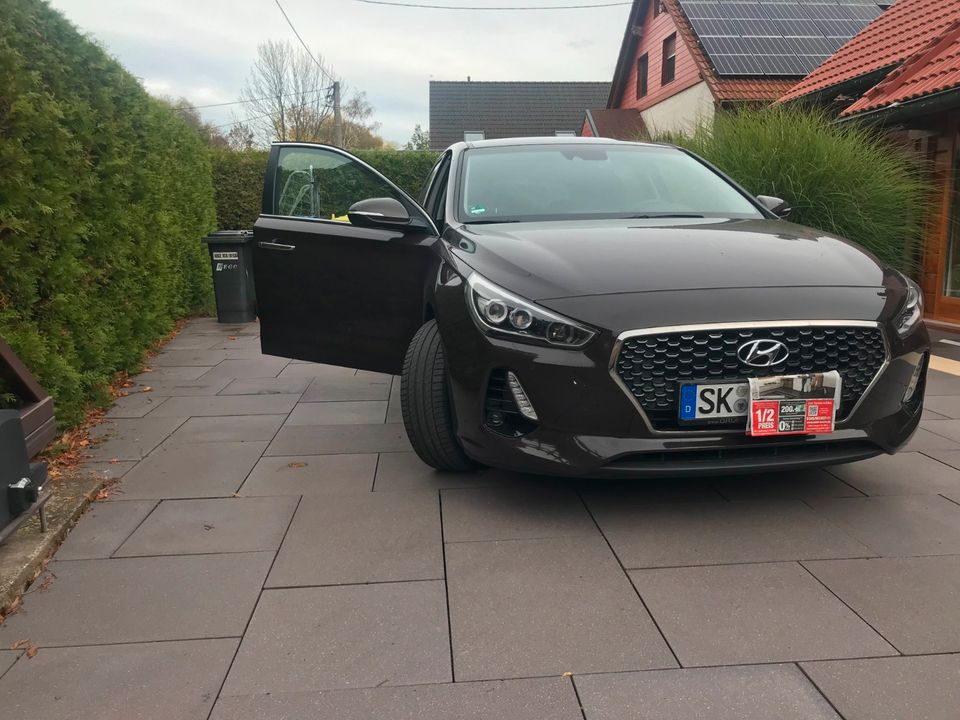 Hyundai i30 1.4 T-GDI Premium in Landsberg (Saalekreis)