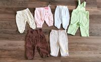 Kinder/ Baby Mädchen/ Jungen Hosen/ Leggins/ Latzhose Gr. 56 Sachsen - Radeberg Vorschau