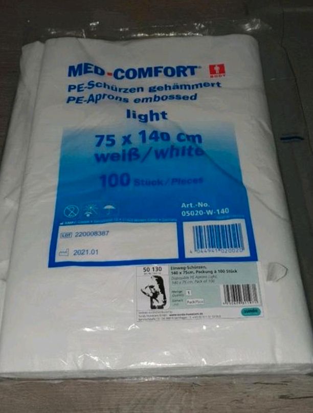 MED COMFORT 100 PE- Schürzen gehämmert Light 75x140 cm white, neu in Vöhl