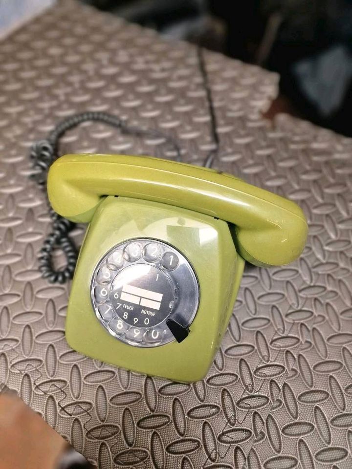 Wählscheibentelefon in Hilden