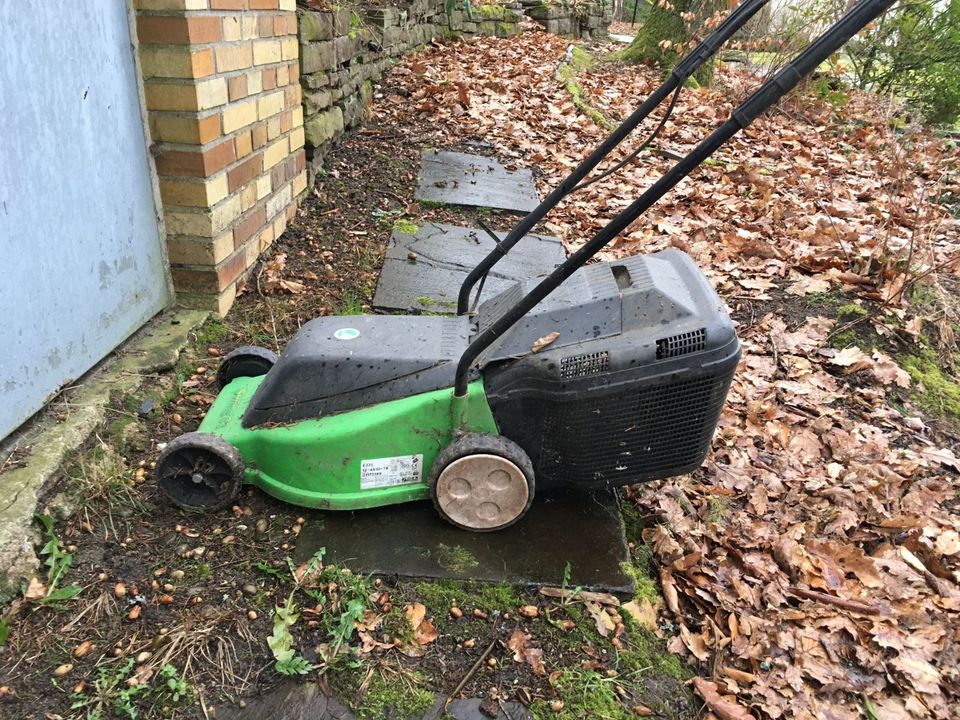 Stiga Elektro Rasenmäher E331 in Marburg