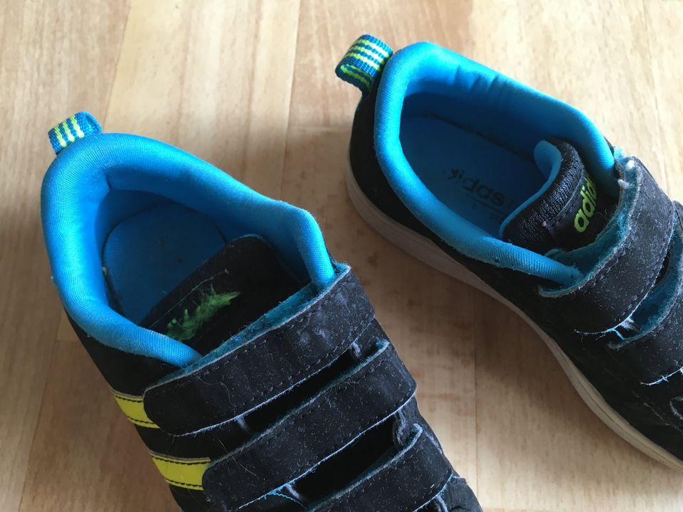 Adidas Schuh Größe 29 in Dresden