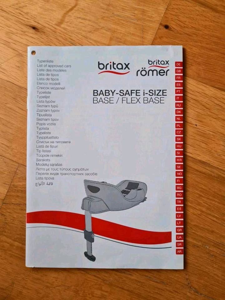 Babyschale BABY-SAFE 2 i-SIZE mit Basisstation von Britax Römer in Leipzig