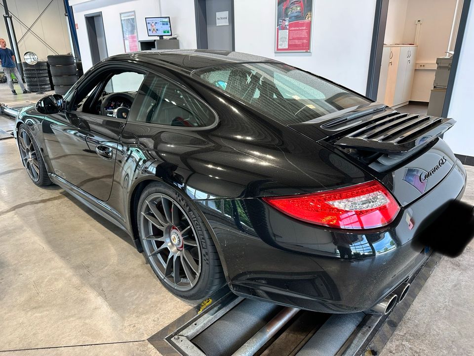 Porsche 911 997.2 Carrera GTS in Hameln