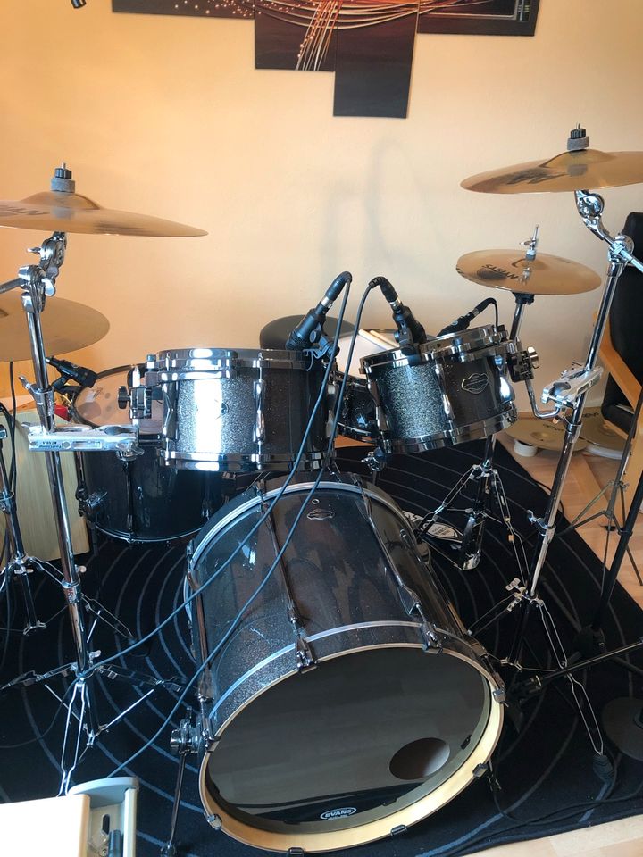 Tama Superstar Maple mit Sabian Crash + Mikrofone Set in Lahr (Schwarzwald)