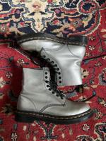 Dr Martens Silber Damen Essen-West - Holsterhausen Vorschau