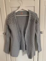 Only Strickjacke grau mit Nieten Bayern - Essenbach Vorschau