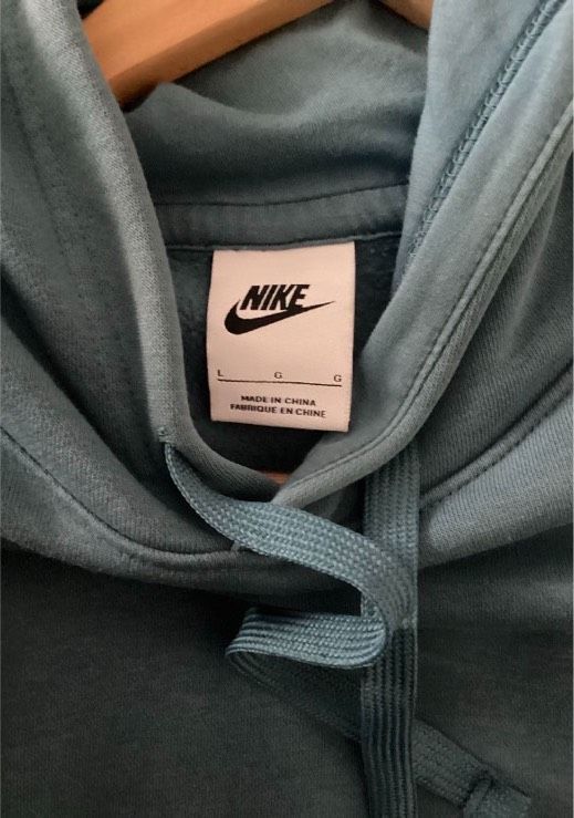 Nike Hoddie in Lörrach