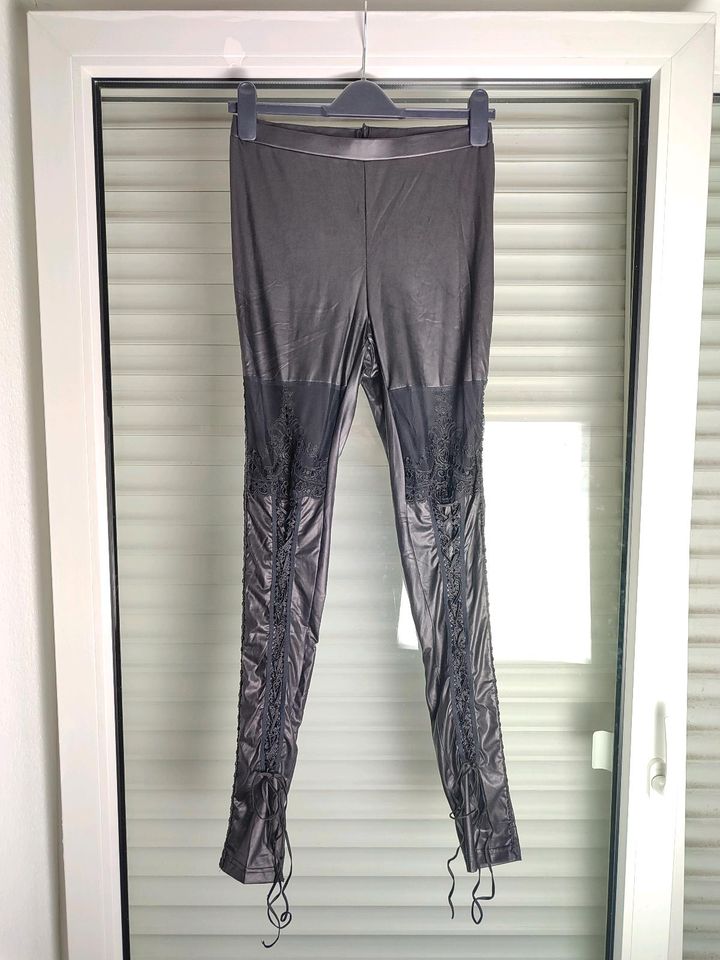 Schwarz Hose Leggings Kunstleder Schnürung Mesh S 36 Gothic Rave in Werl