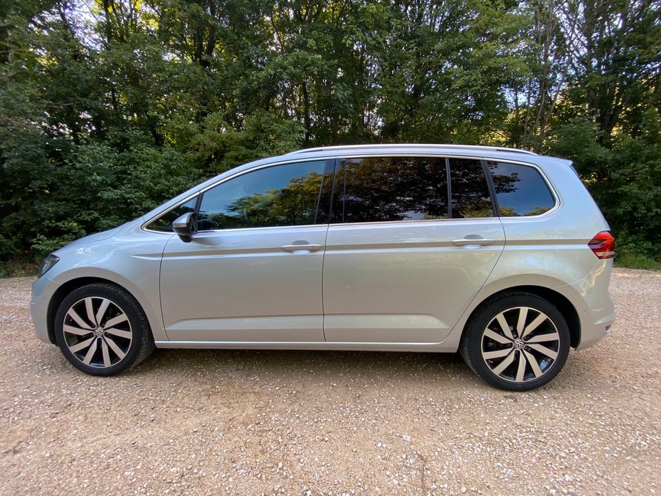 Volkswagen Touran 2.0 TDI 2018 in Bad Münstereifel