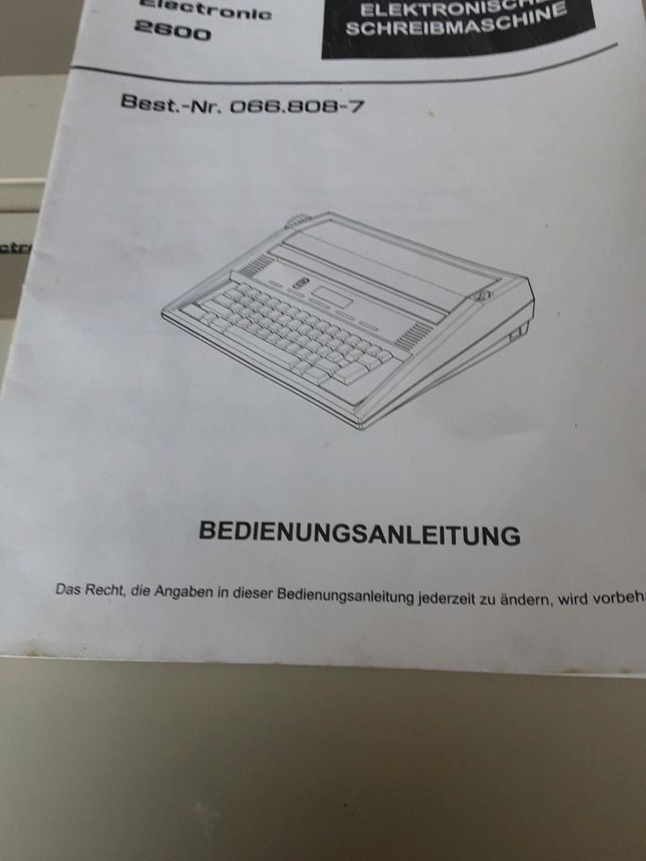 ELEKTR. SCHREIBMASCHINEvon privileg in Neubrandenburg