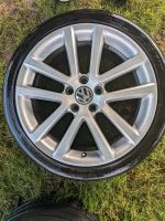VW Felgen Pulverbeschichtet mit Reifen 7,5x18 ET51 Niedersachsen - Asendorf (bei Bruchhausen-Vilsen) Vorschau