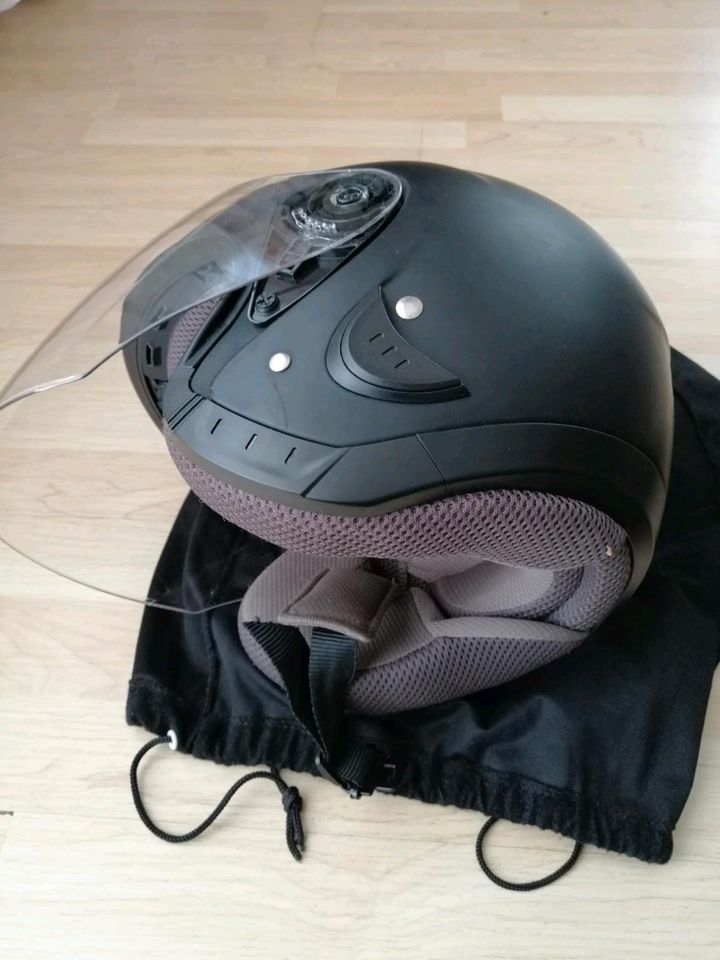 Nexo Motorradhelm mit Nierengurt in Rimpar