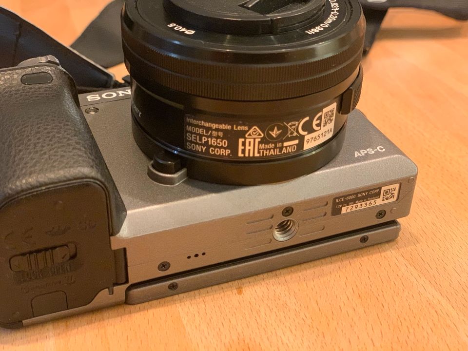 Sony Alpha 6000 Systemkamera (24,3Megapixel) in Bonn