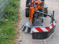 Verleih: Wildkrautbürste für Schlepper/Traktor/Flächenmäher Dithmarschen - Wesseln Vorschau