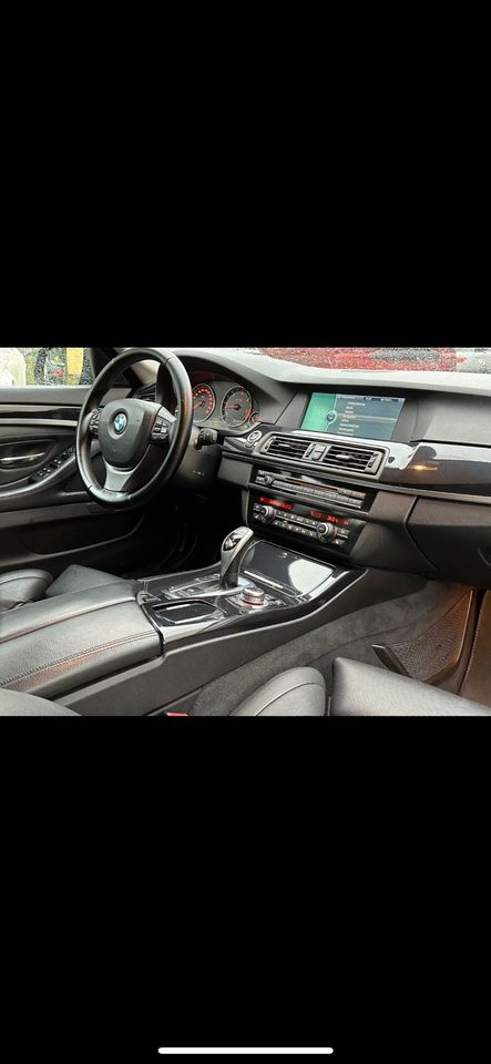 BMW 530D Touring F11 in Berlin