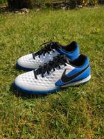 Nike Tiempo legend futsal Fußballschuhe 42.5 Hessen - Babenhausen Vorschau