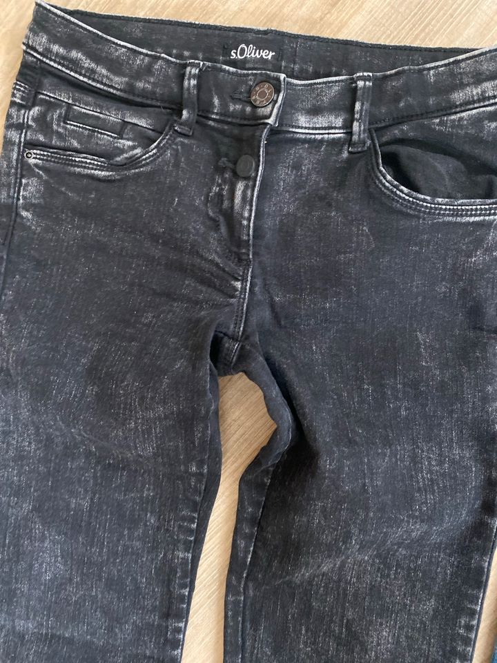 Hosen Jeans s.Oliver Größe 164 regulär Mädchen 10 Euro pro Hose in Parsberg