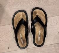 Sandalen, Flip Flops Bast, Zara Schuhe, Leder Optik Flip Flops Niedersachsen - Georgsmarienhütte Vorschau