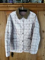 Leichte Steppjacke von Barbour Größe 40 Nordrhein-Westfalen - Alfter Vorschau