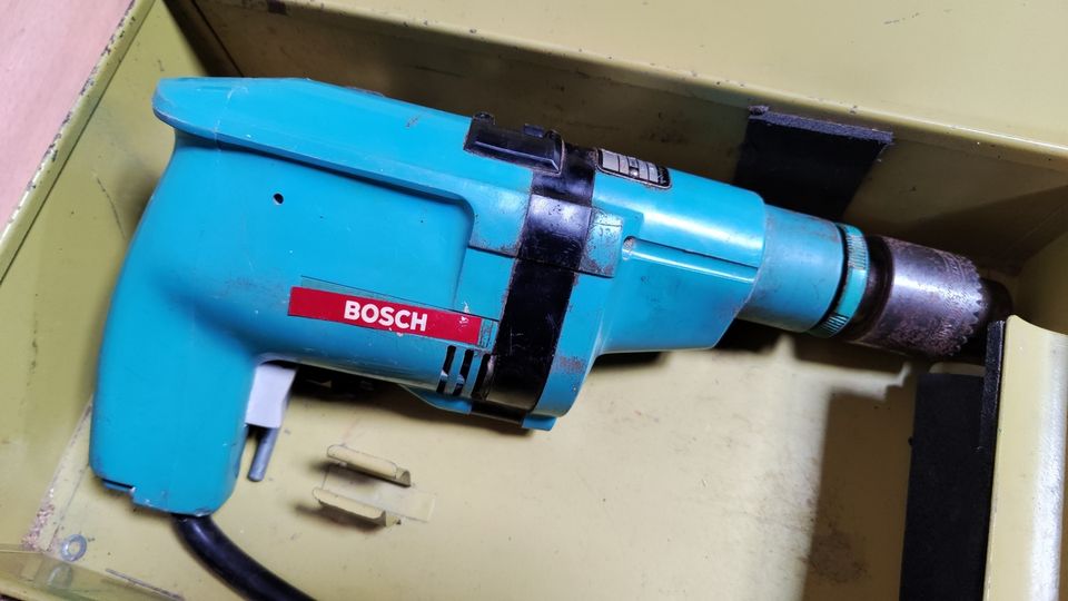 Metabo Schlagbohrmaschine Bohrmaschine Bosch GBH 2-28 Bohrhammer in Castrop-Rauxel