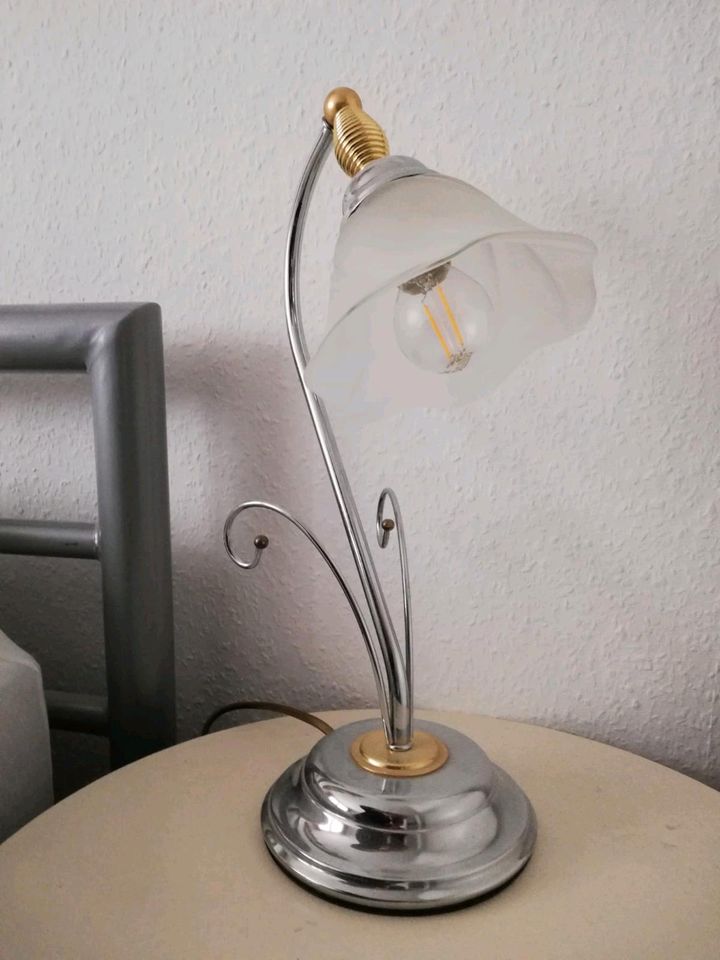 Tischlampe in Reichshof