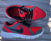 Schuhe von Nike, Größe 39 Berlin - Köpenick Vorschau