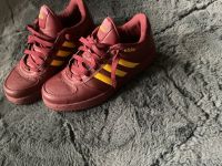 Adidas Sneaker in Bordeaux rot/gelb wie neue! Nordrhein-Westfalen - Witten Vorschau