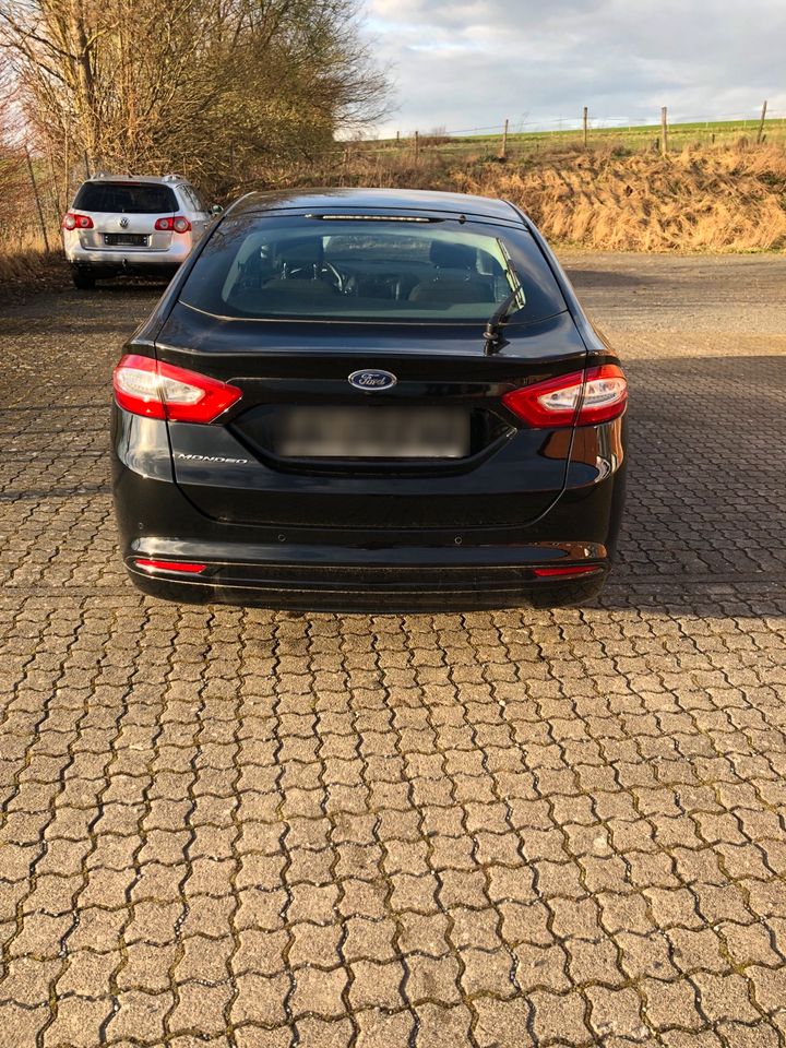 Ford Mondeo ECO Boost Titanium in Einbeck