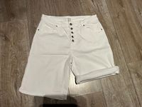 weiße Bermuda Shorts Gr. L (40) Made in Italy -top- Nordrhein-Westfalen - Langerwehe Vorschau