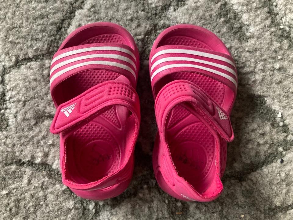 Adidas badeschuhe akwah hotsell