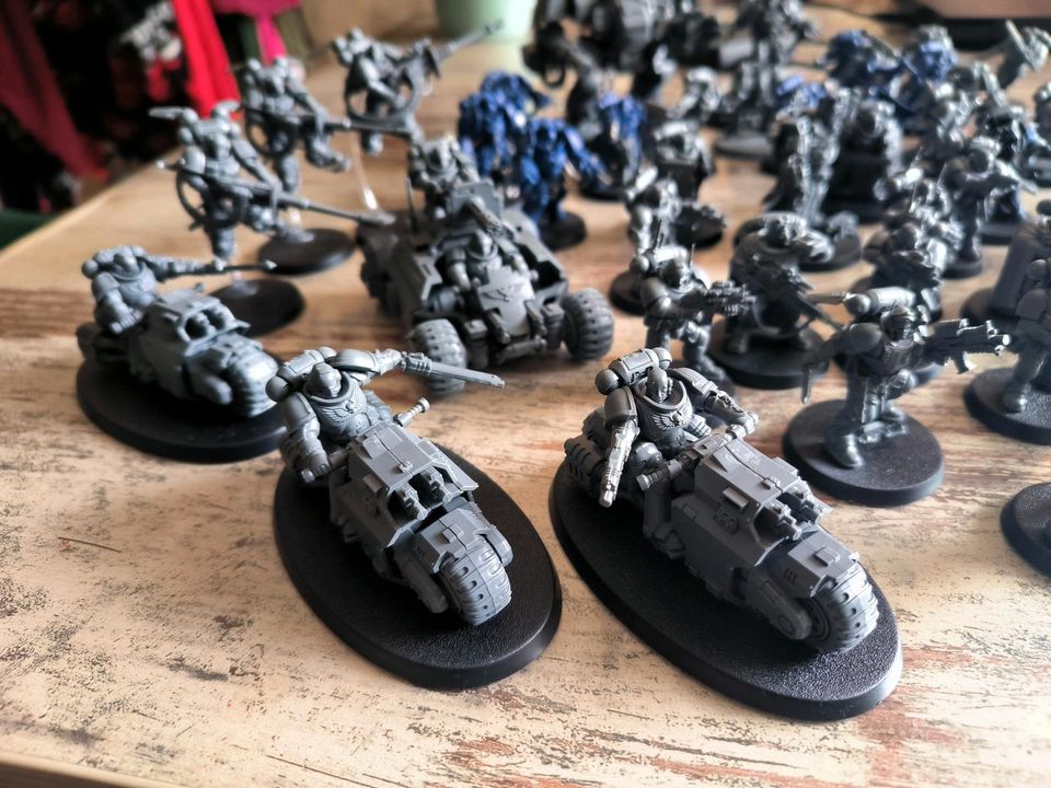 Warhammer 40.000 Space Marines, Sororitas, Mechanikus in Neu-Isenburg