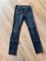 Armani Exchange Skinny Jeans J69 schwarz W26 Sachsen - Plauen Vorschau