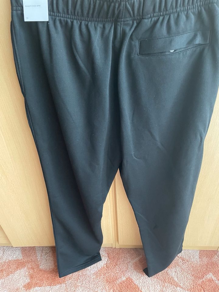 Herren Jogginghose Nike Neu mit Etikett. Große XL 176/180 in Bochum