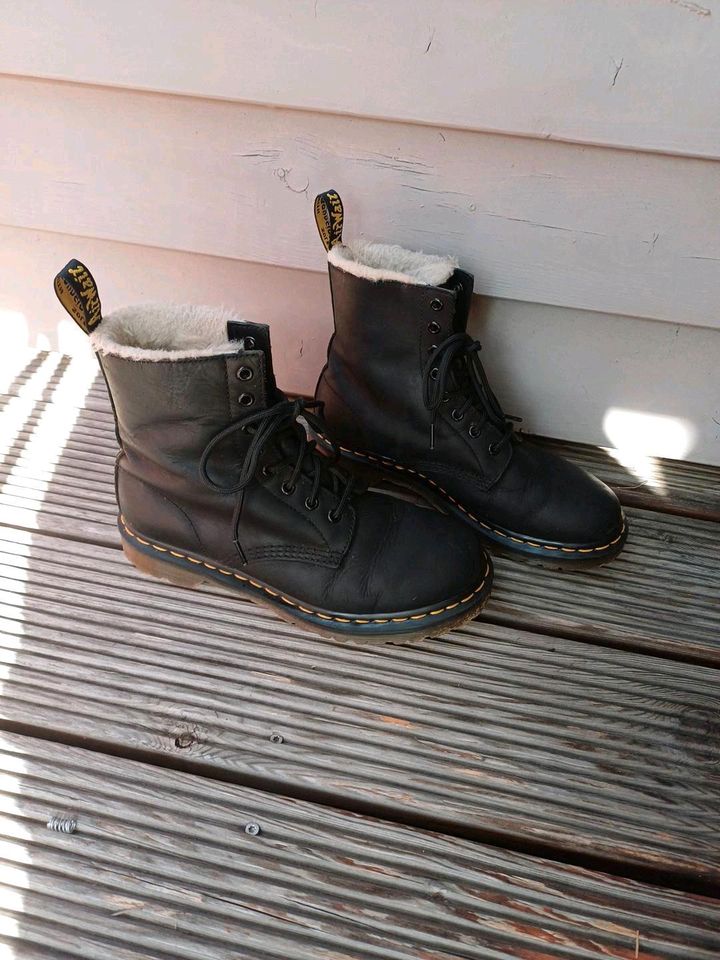 Dr Martens Serena schwarz gr 40 in Schwabach