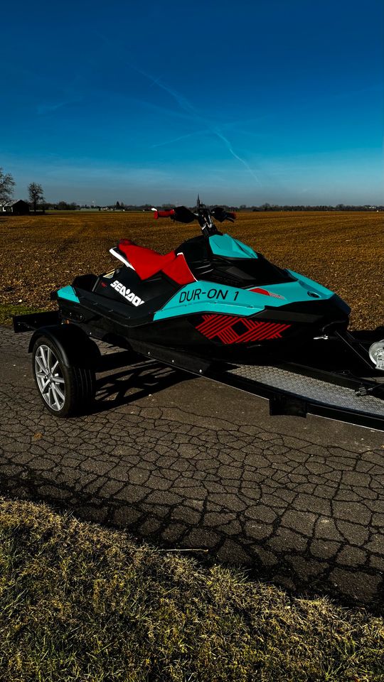 SeaDoo Spark 2Up Trixx inkl. Trailer in Willich