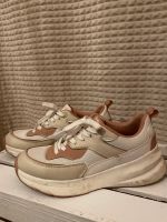 Stradivarius Sneaker beige/ altrosa Feldmoching-Hasenbergl - Feldmoching Vorschau