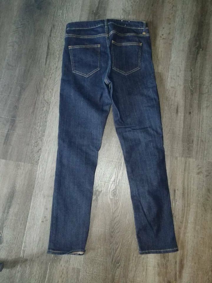 Jeans dunkel Damen Mädchen Skinny H&M neuwertig S M 38 in Schönau v d Walde