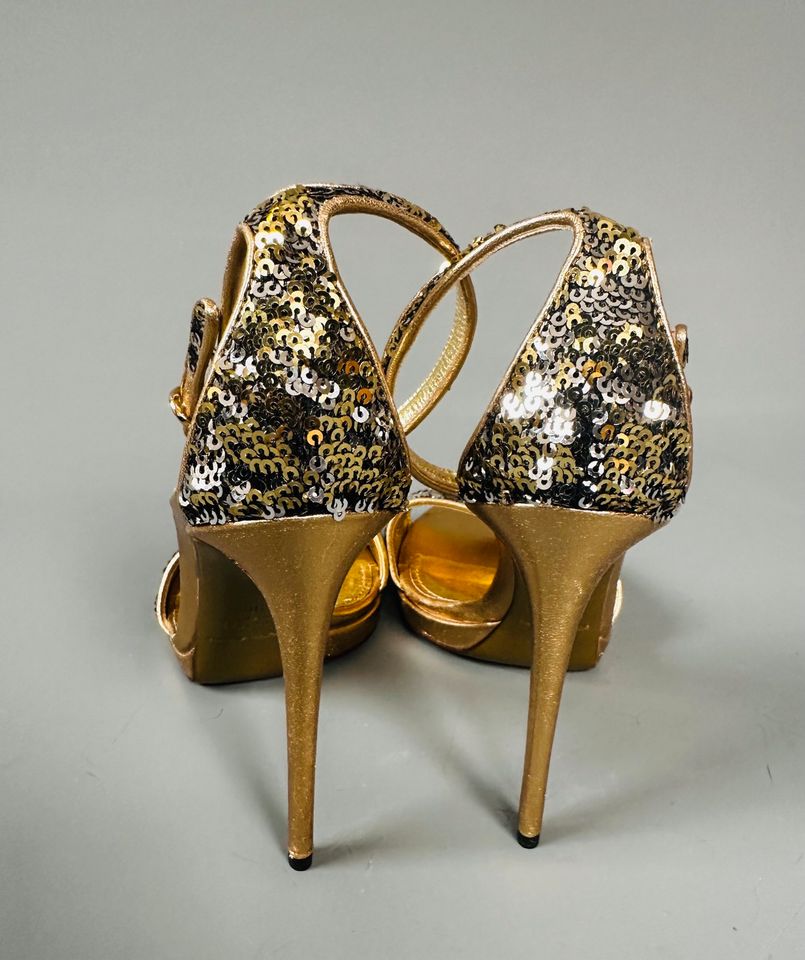 Dolce & Gabbana goldene Sandalen Größe 41 ½ High Heels in Herne