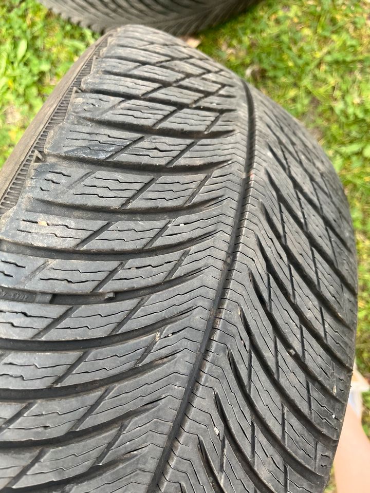 2 Sommerreifen 225/50 R 18 in Teuchern