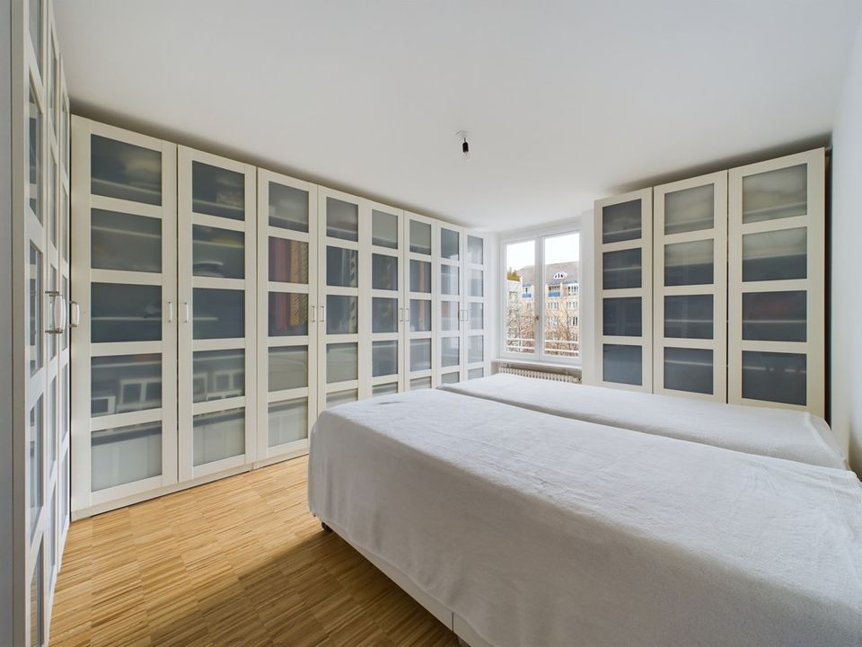 Im Herzen von Haidhausen: Ruhige, schicke 3-Zimmer-Wohnung mit großer West-Loggia - Modernisiert in München