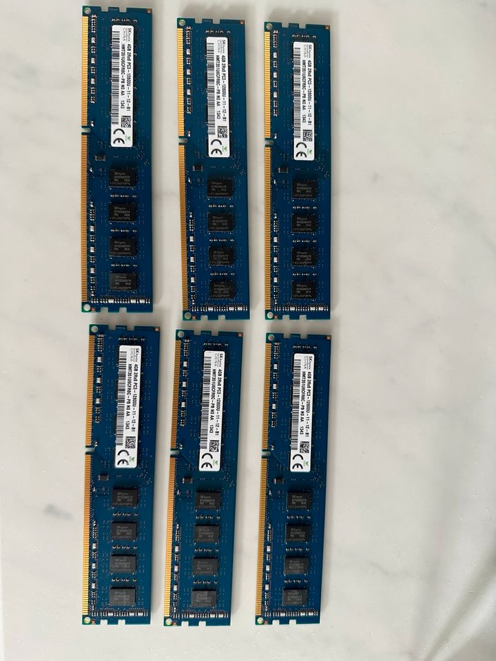 Hynix Arbeitsspeicher  4GB 2RX8 PC3-12800U DDR3 UDIMM PC RAM in München