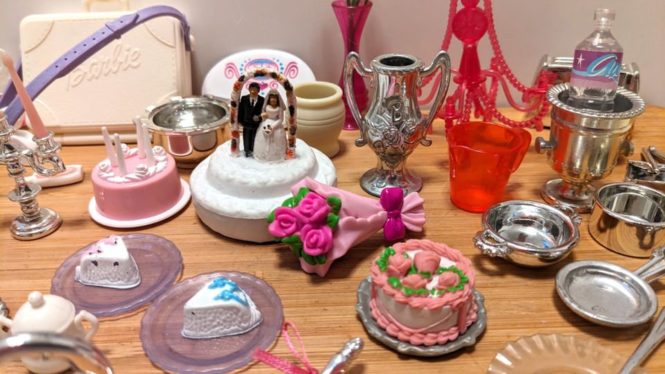 Barbie Zubehör Konvolut - ü.50x Teile - Hochzeit Festtag Essen in Mannheim