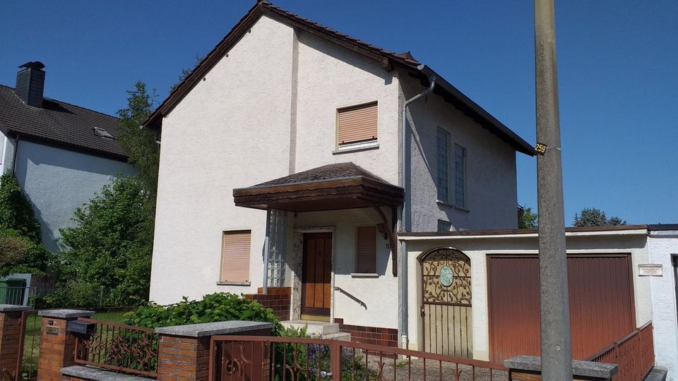 VERMIETUNG, Einfamilien Haus + Garage + Garten in Niederdorfelden in