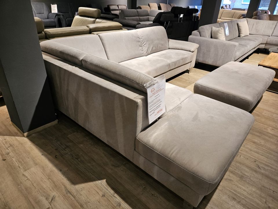 NEU Couch Wohnlandschaft Sofa mit XXL Hocker Stauraum Federkern % in Dorsten