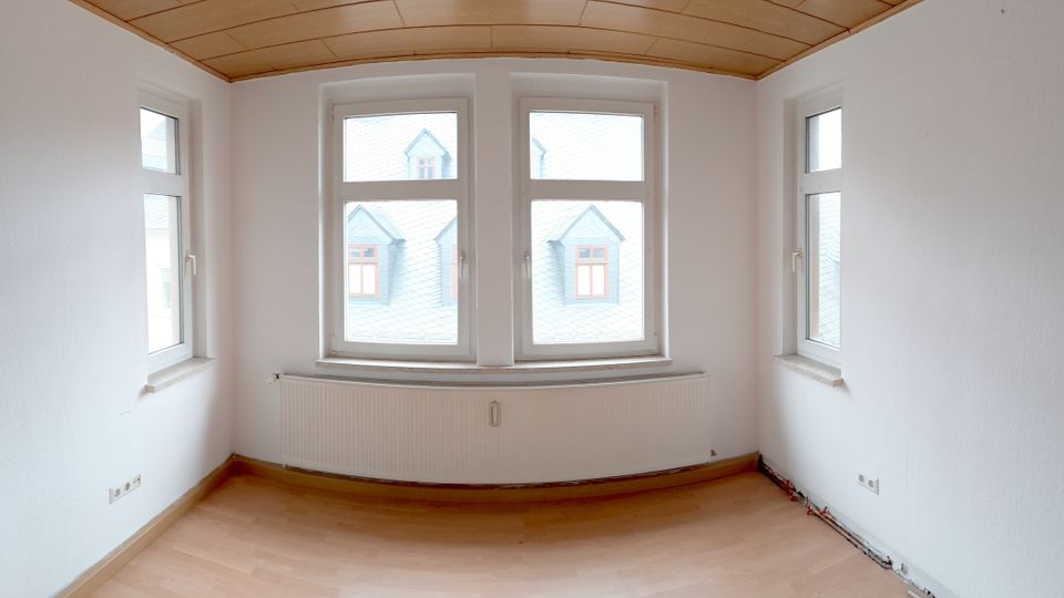 Stattliches, teilvermietetes Wohn- & Geschäftshaus (3x Wohnungen, 2x Gewerbe) im Zentrum von Lößnitz in Lößnitz